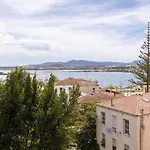 Santa Cruz & 3*