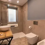 Santa Cruz & 3*