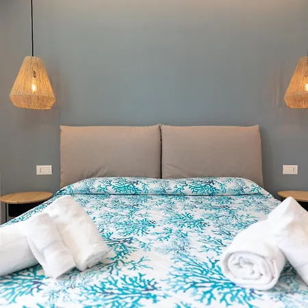 Santa Cruz & Vendégház Olbia