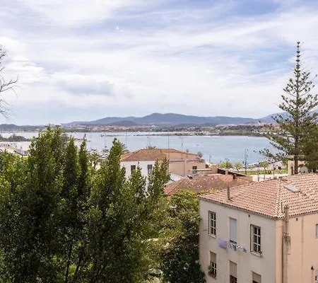Santa Cruz & *